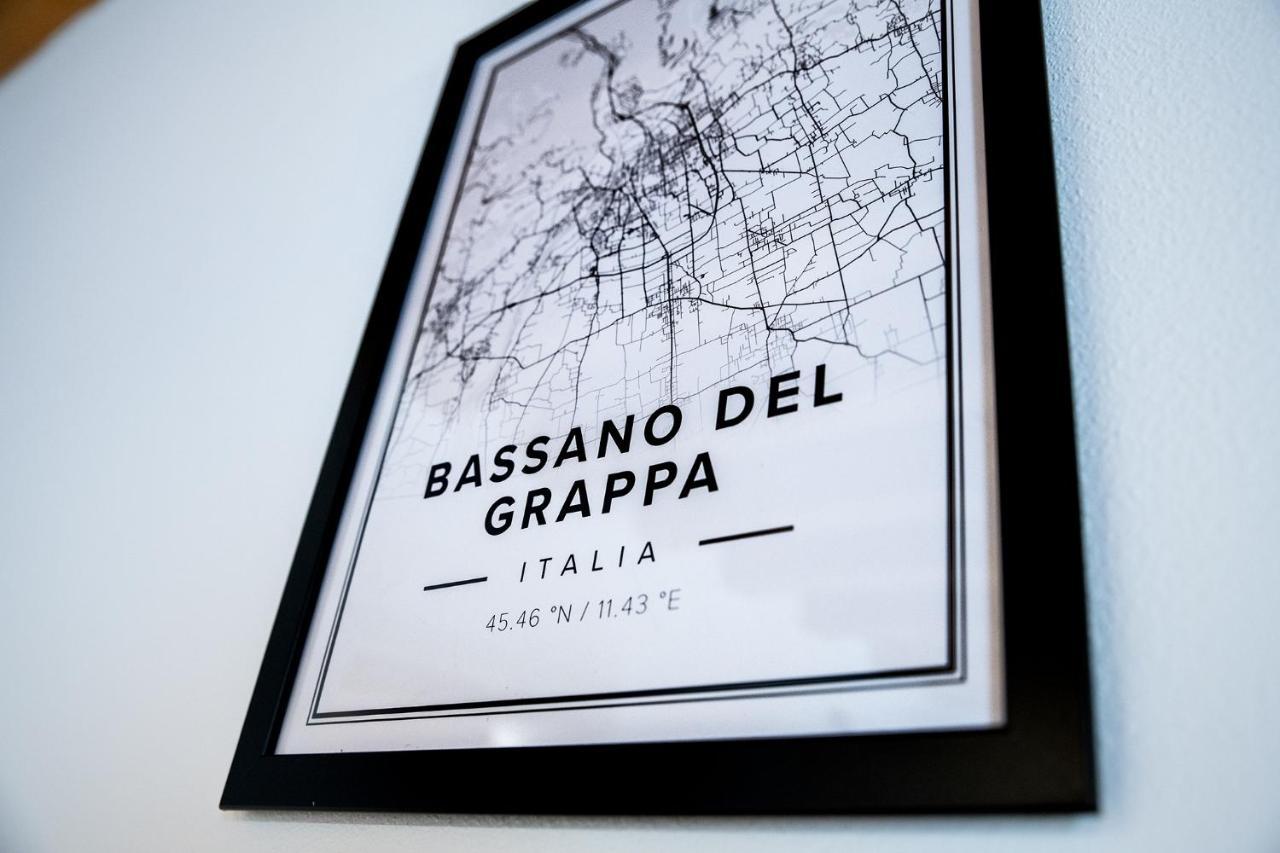 Vicolo J. Da Ponte - Bassano Centro Storico Apartment Bassano del Grappa Luaran gambar
